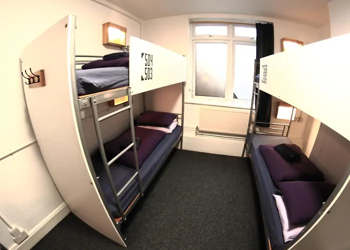 Dormitory Room Mixed