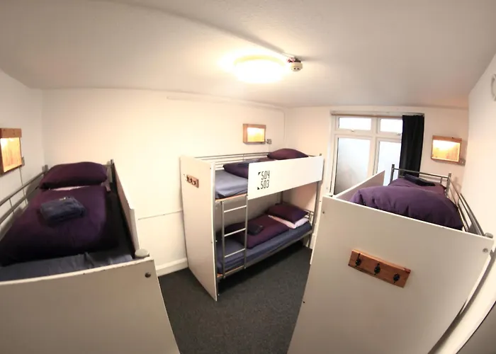 Dormitory Room Mixed